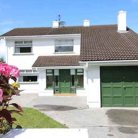 The Village House On Wild Atlantic Way Clarinbridge Village Galway Exterior photo